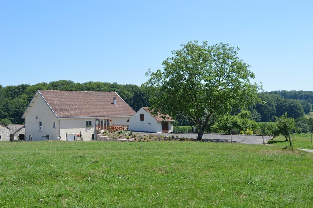 Chambres Et Table D'Hotes La Trottelee Bellefontaine  Kültér fotó