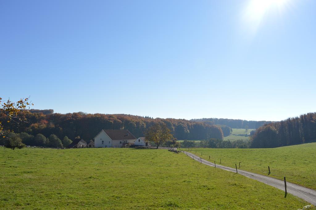 Chambres Et Table D'Hotes La Trottelee Bellefontaine  Kültér fotó